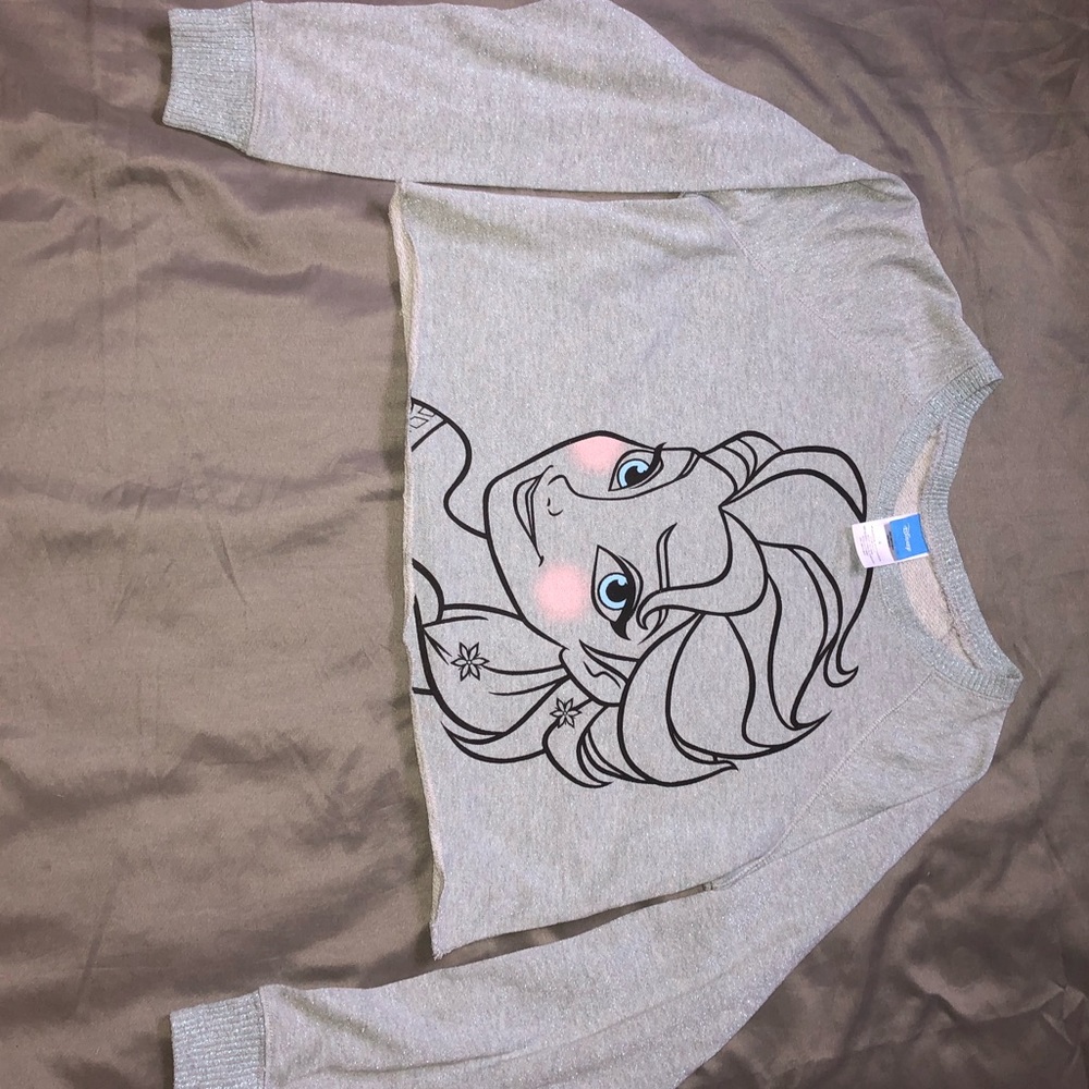 ☃️Disney’s Elsa Crop Top☃️